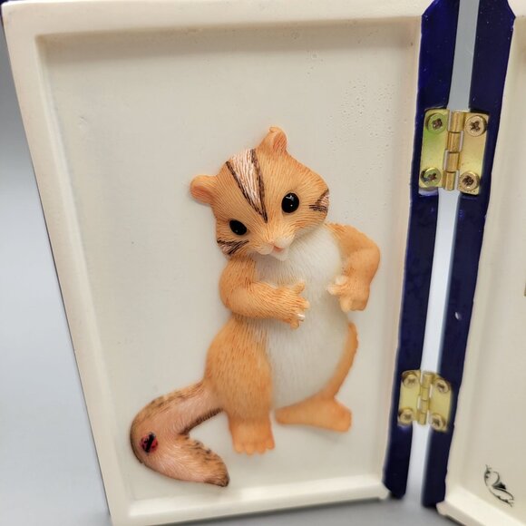Charming Tails Library Character Figurine Chauncey Chipmunk 98/569 - Picture 2 of 6